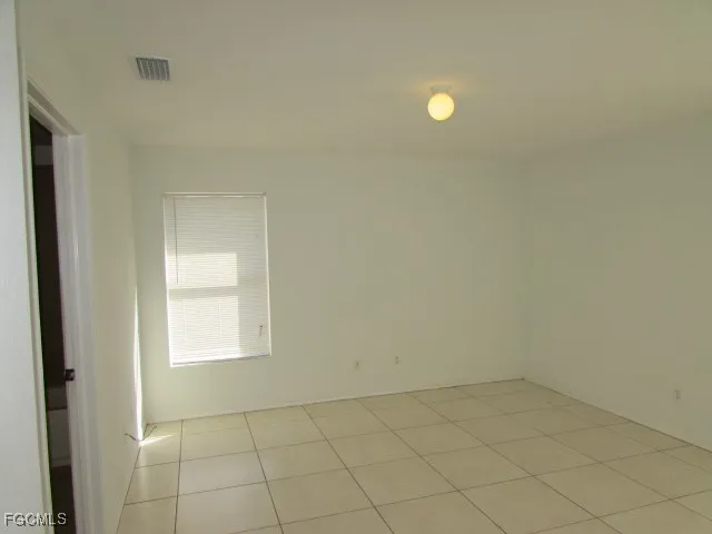 $1,750 | 1238 Denver Street East, Lehigh Acres, FL 33974