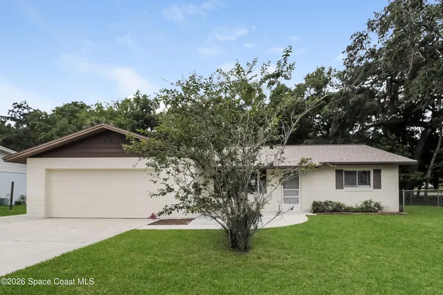 $1,950 | 2395 Florida Avenue, Titusville, FL 32796