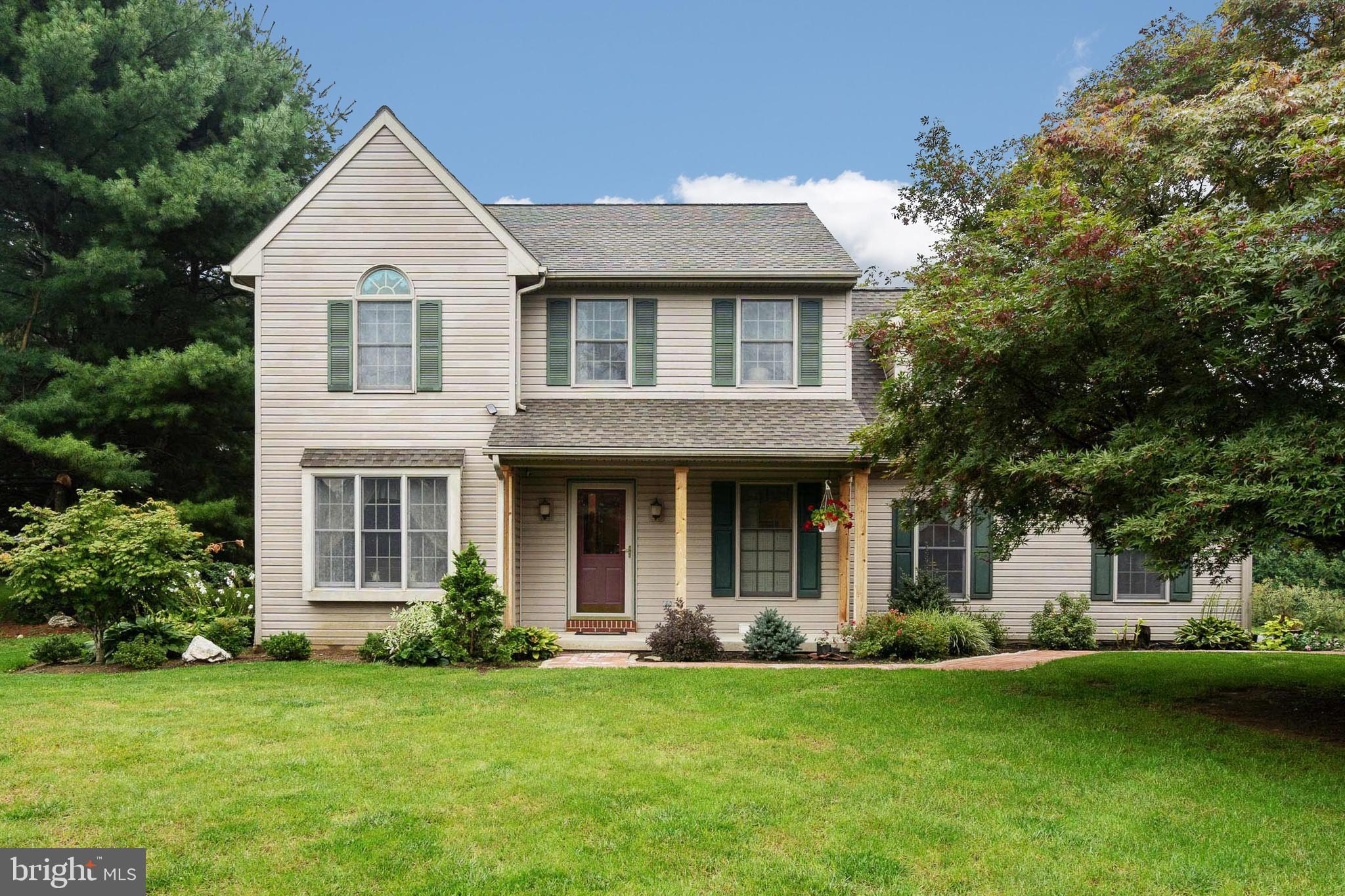 421 Moores Drive Atglen, PA 19310 - Photo 2 of 35
