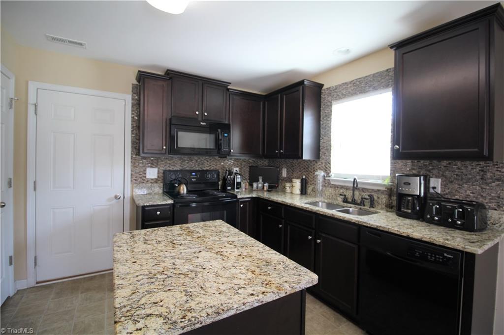 1003 Pitman Road Greensboro, NC 27406 - Photo 4 of 20 Gallery Image 4