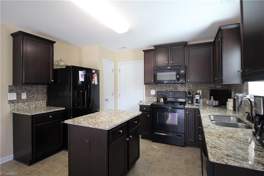 1003 Pitman Road Greensboro, NC 27406 - Photo 5 of 20 Gallery Image 5