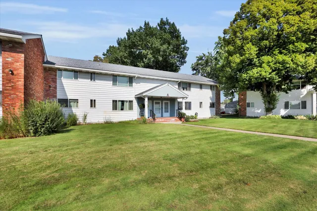 $210,000 | 250 North Raymond Road, Unit A10, Spokane Valley, WA 99206