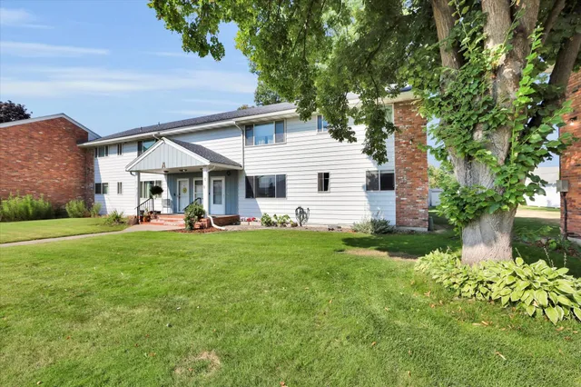 $210,000 | 250 North Raymond Road, Unit A10, Spokane Valley, WA 99206