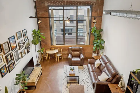 $2,200 | 1400 Rosa L Parks Boulevard, Unit 223, Nashville, TN 37208