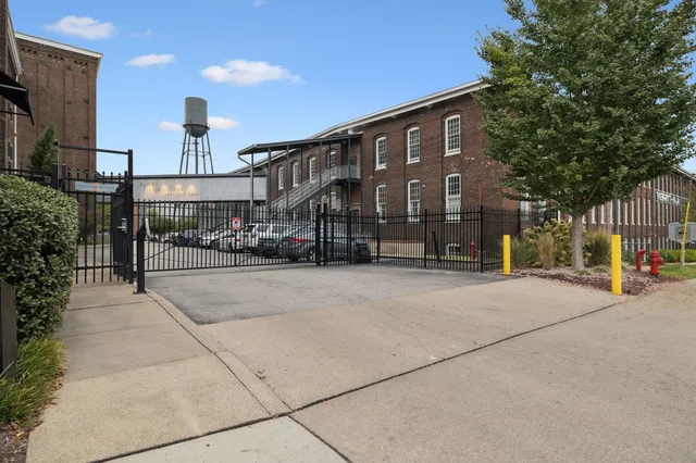 $2,200 | 1400 Rosa L Parks Boulevard, Unit 223, Nashville, TN 37208