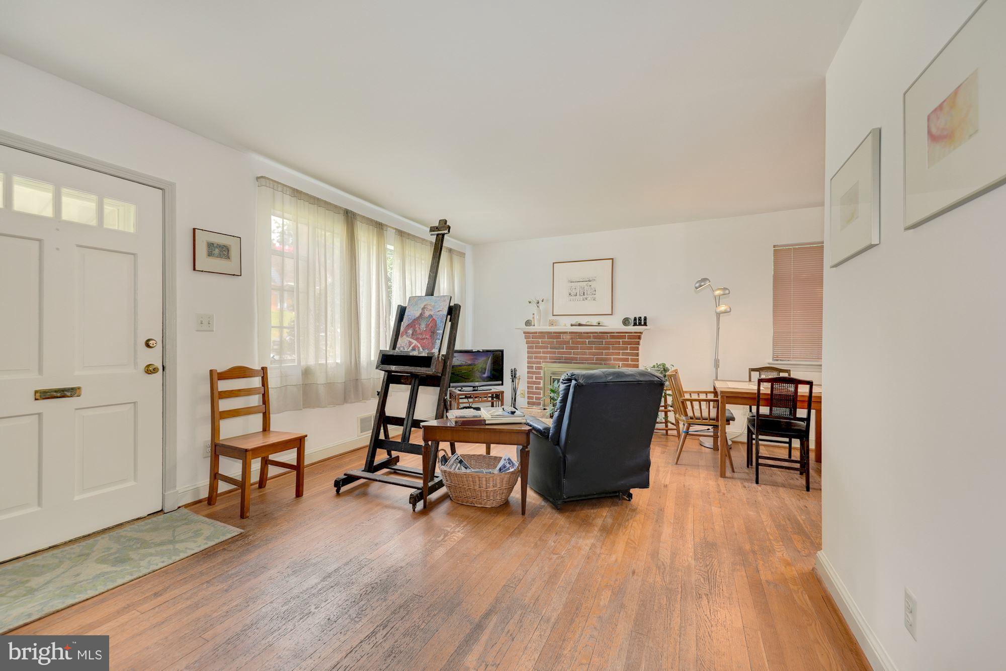 420 Kerwin Road Silver Spring, MD 20901 - Photo 4 of 15 Family Room