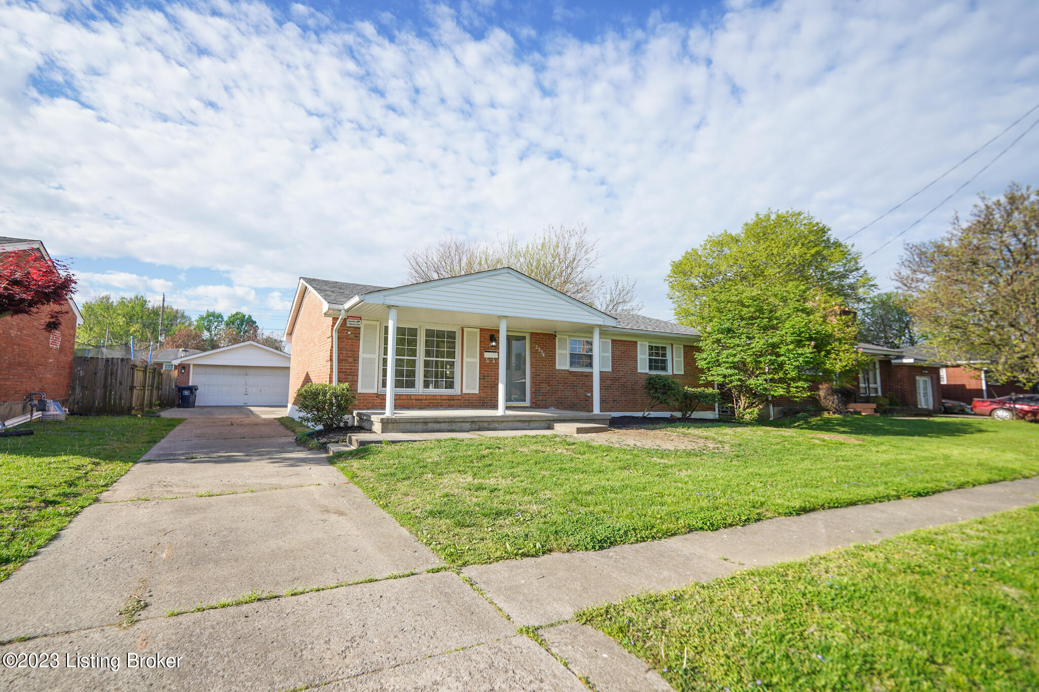 2334 Strotman Road Louisville, KY 40216 - Photo 17 of 25 Front