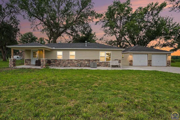$208,000 | 3733 Northeast Seward Avenue, Topeka, KS 66616