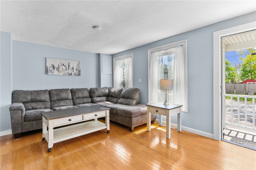 89 Rock Avenue Warwick, RI 02889 - Photo 11 of 22