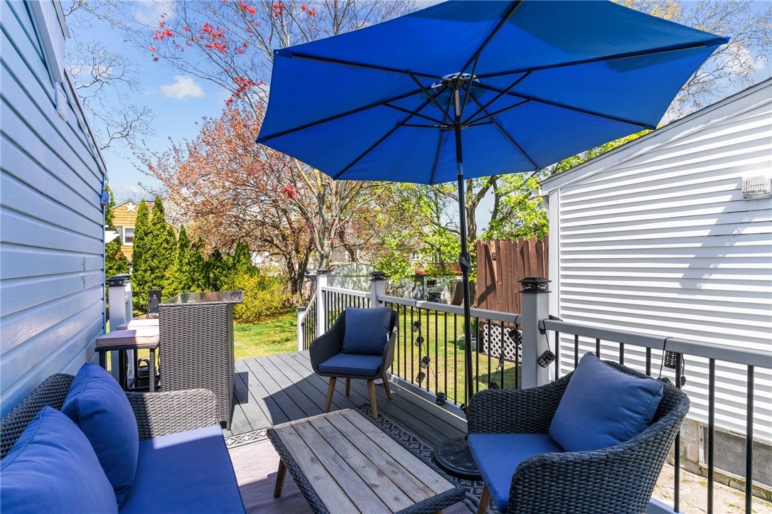 89 Rock Avenue Warwick, RI 02889 - Photo 4 of 22