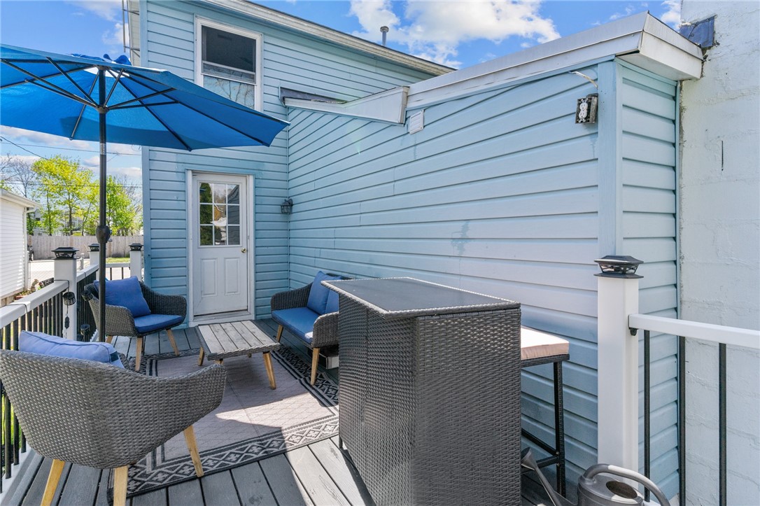 89 Rock Avenue Warwick, RI 02889 - Photo 5 of 22