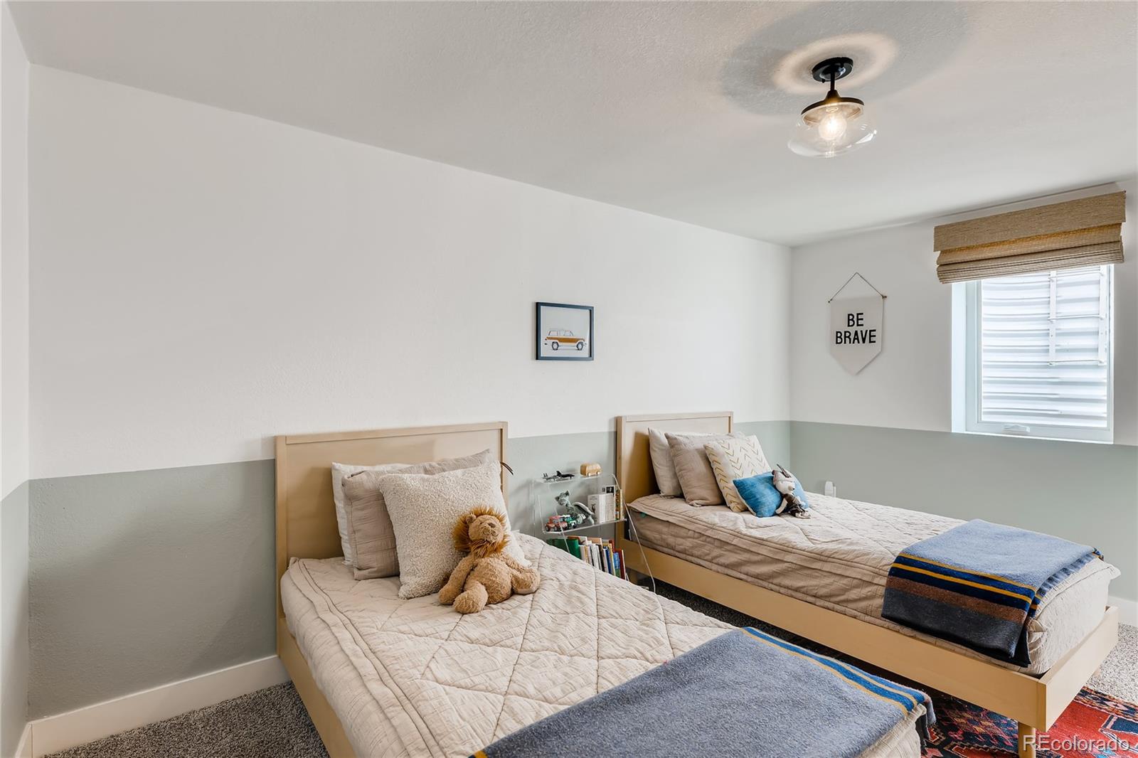 3530 East Orchard Road Centennial, CO 80121 - Photo 23 of 35 a living room with furniture and window