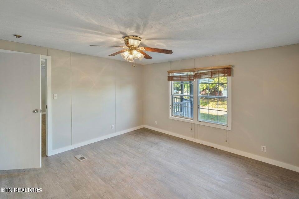 4405 Greeley Ford Road Knoxville, TN 37920 - Photo 15 of 25 20241016020449224106000000-o