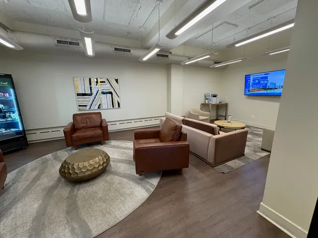 $1,500 | 2970 North Sheridan Road, Unit 631, Chicago, IL 60657