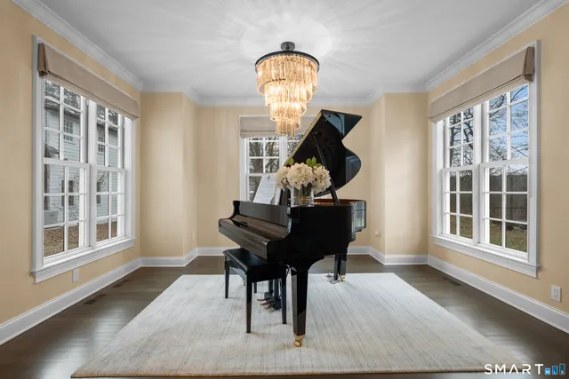 $4,585,000 | 282 North Avenue, Westport, CT 06880