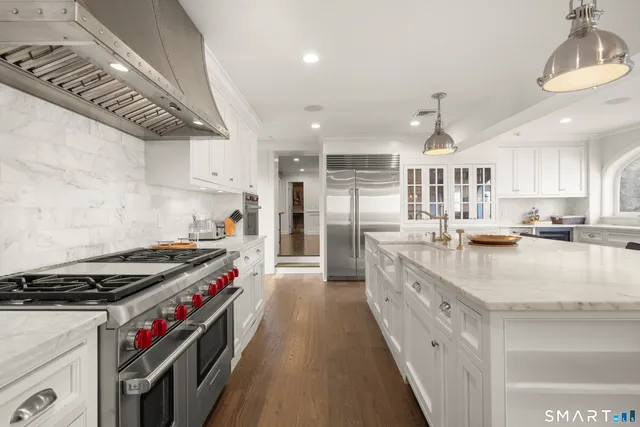 $4,585,000 | 282 North Avenue, Westport, CT 06880