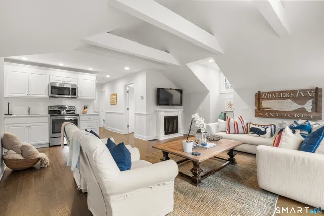 $4,585,000 | 282 North Avenue, Westport, CT 06880