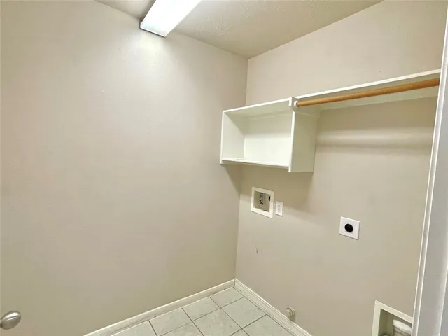 $2,000 | 12503 Blue Spruce Vale Way, Houston, TX 77089