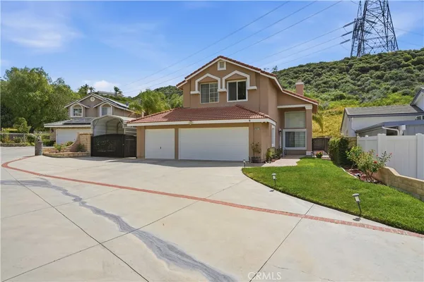 $899,000 | 20102 Patricia Place, Saugus, CA 91350