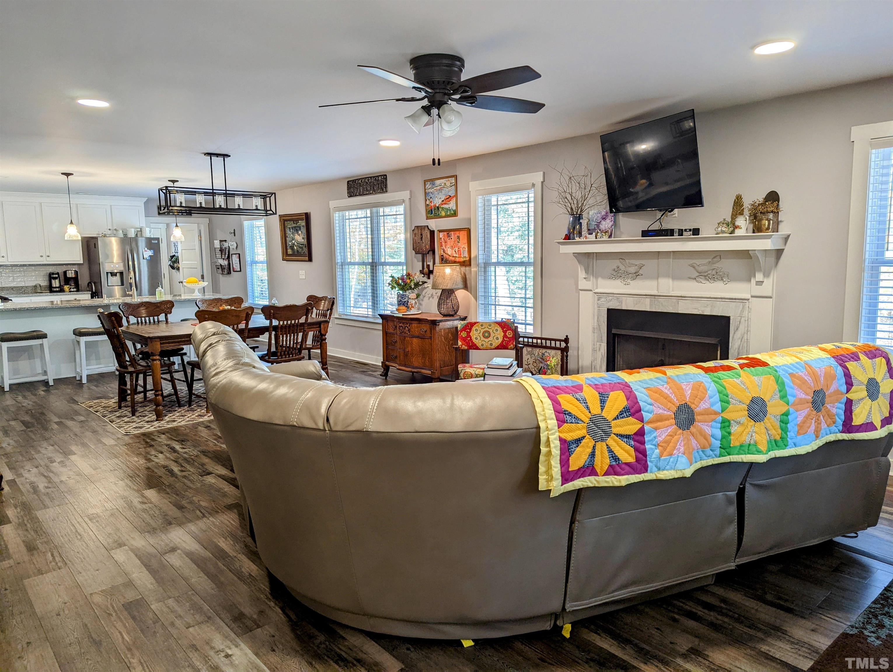 422 Lewis Road Clarksville, VA 23927 - Photo 3 of 10 Gallery Image 3