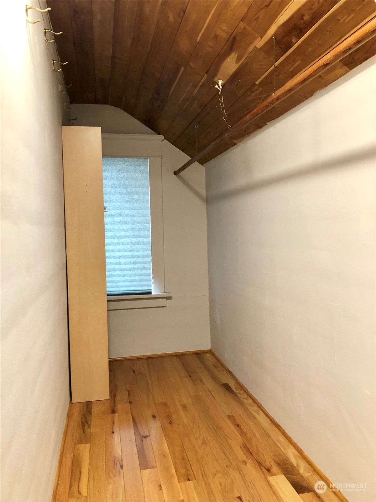 375 Southeast Bush Street Issaquah, WA 98027 - Photo 35 of 40 a view of a room with wooden floor and window