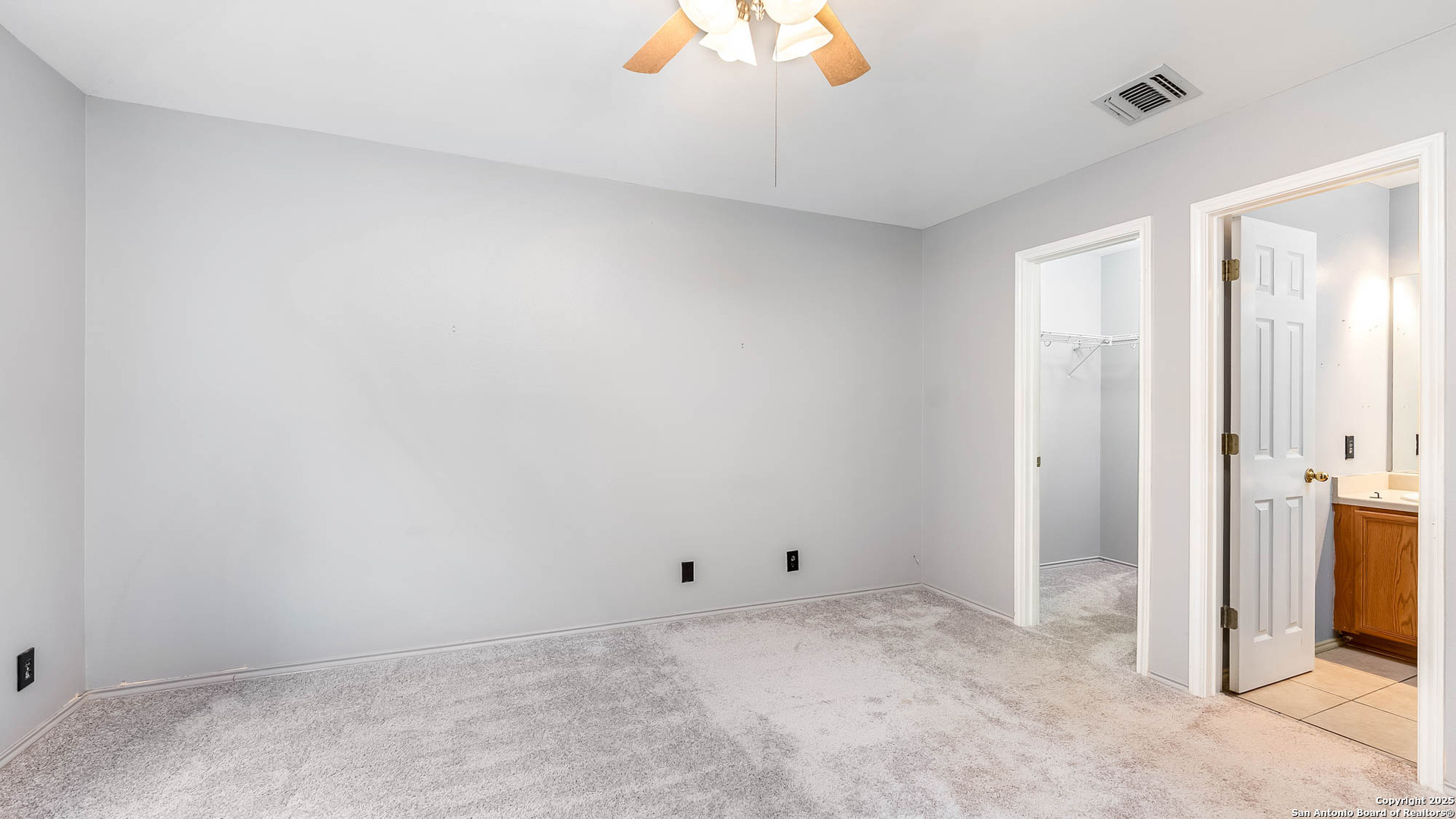 9406 San Fidel Rio San Antonio, TX 78245 - Photo 9 of 21 a view of an empty room and window