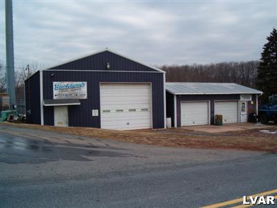 9113 Red Road Kempton, PA 19529 - Photo 2 of 3 Gallery Image 2