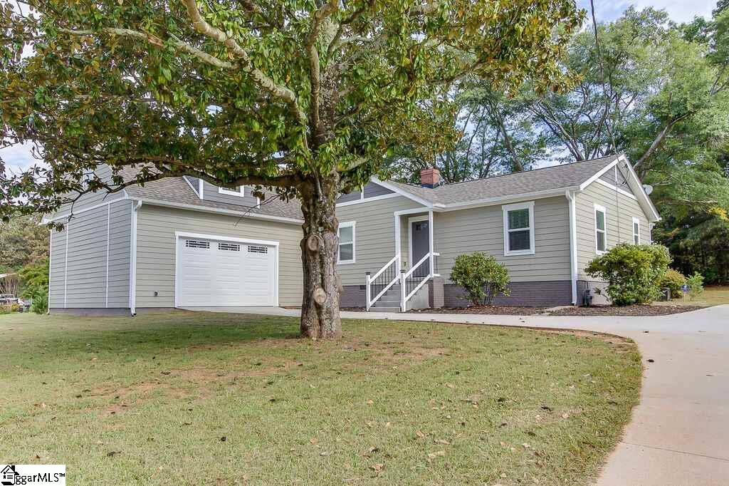 10 Mitchell Road Greenville, SC 29615 - Photo 2 of 36 Gallery Image 2