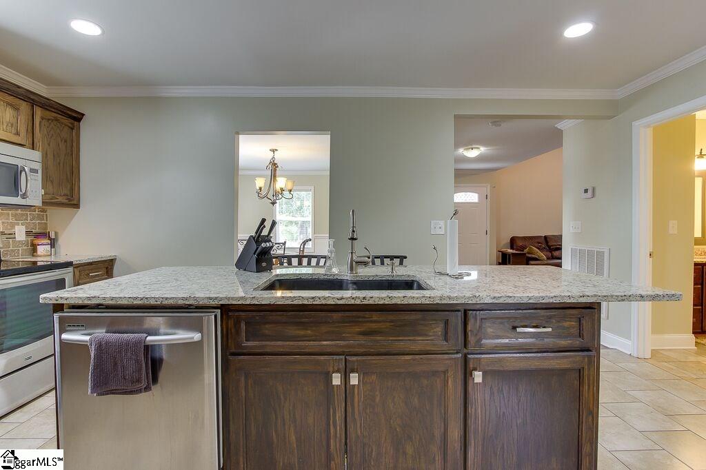 10 Mitchell Road Greenville, SC 29615 - Photo 15 of 36 Gallery Image 15