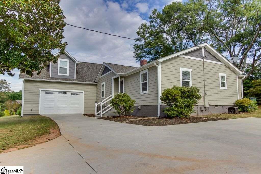 10 Mitchell Road Greenville, SC 29615 - Photo 3 of 36 Gallery Image 3