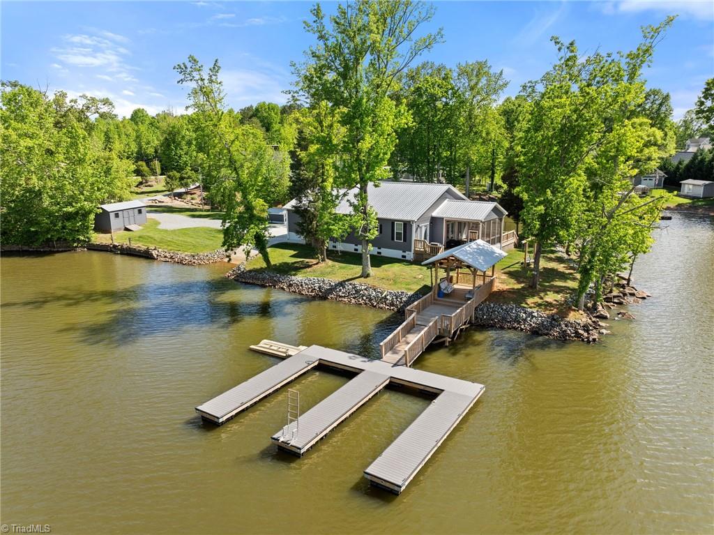 1724 Riverview Road Lexington, NC 27292 - Photo 3 of 33 Gallery Image 3