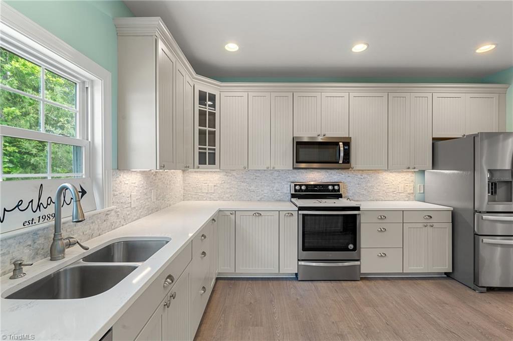 1724 Riverview Road Lexington, NC 27292 - Photo 10 of 33 Gallery Image 10
