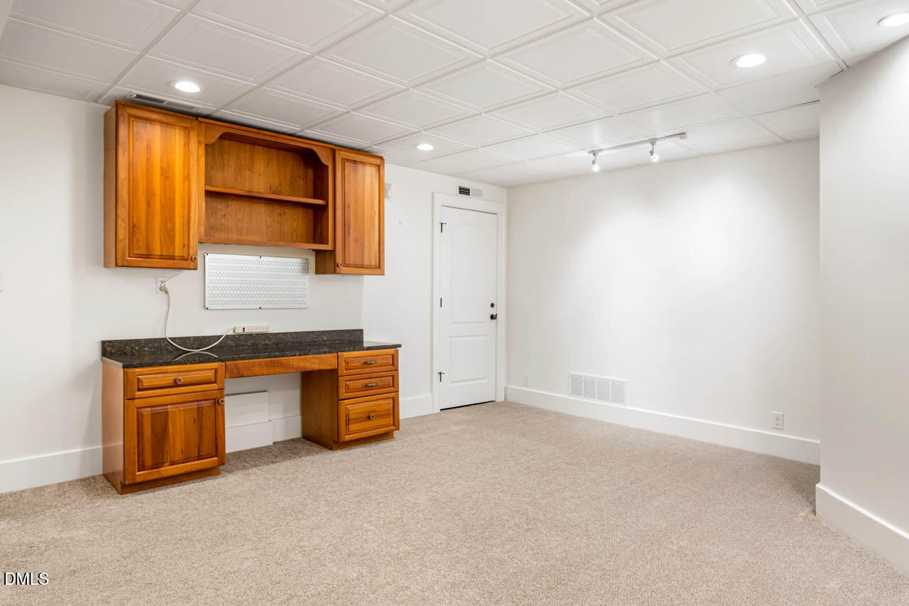 801 Oxbow Crossing Road Chapel Hill, NC 27516 - Photo 63 of 93 801OxbowCrossingRd-071