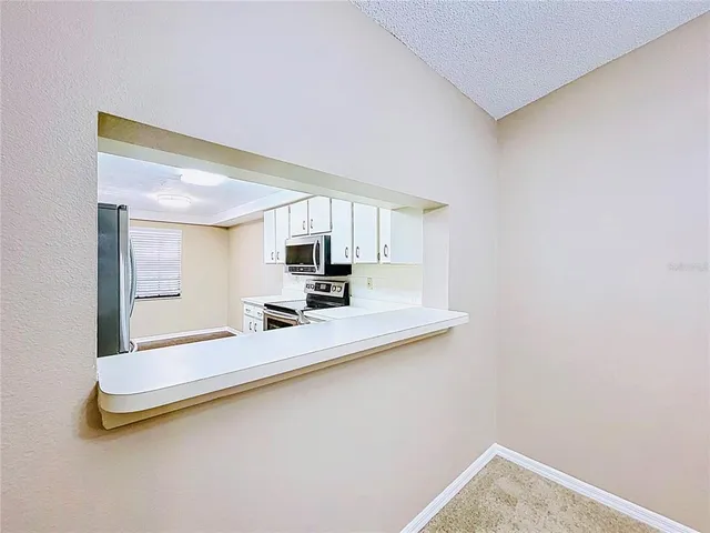 $212,900 | 2020 Lakeview Drive, Unit 203, Clearwater, FL 33763
