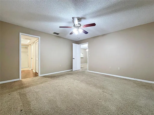 $212,900 | 2020 Lakeview Drive, Unit 203, Clearwater, FL 33763