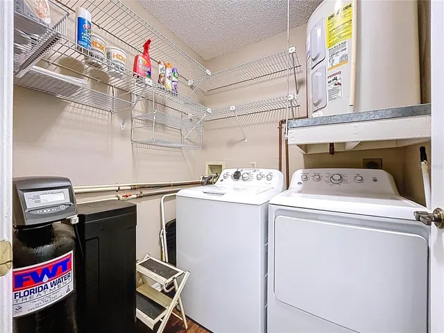 $212,900 | 2020 Lakeview Drive, Unit 203, Clearwater, FL 33763