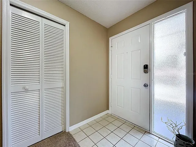 $212,900 | 2020 Lakeview Drive, Unit 203, Clearwater, FL 33763