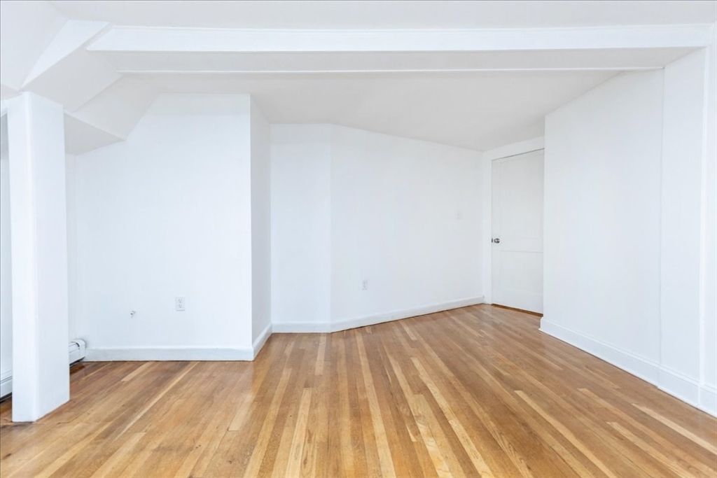 17 Boulder Road Lexington, MA 02420 - Photo 27 of 42