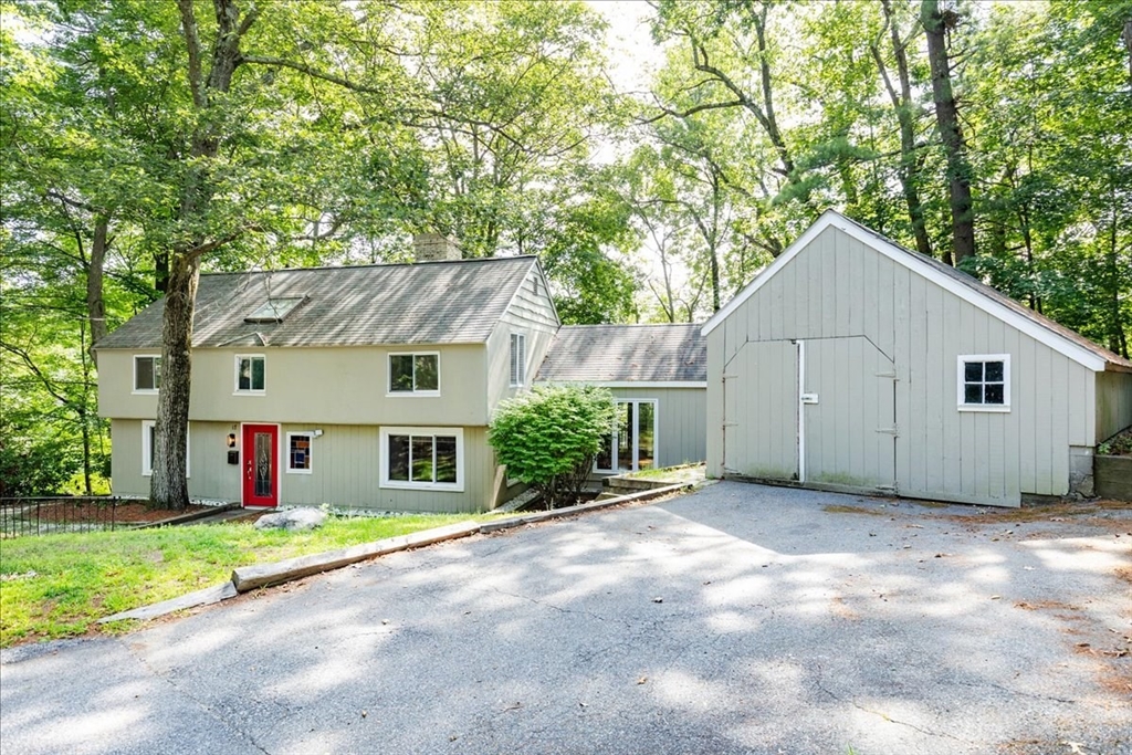 17 Boulder Road Lexington, MA 02420 - Photo 3 of 42