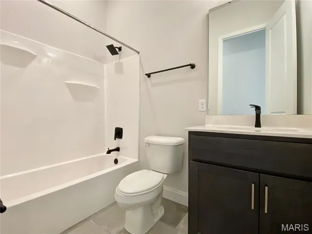 $400,500 | 1 Trenton @ Stone Canyon, Foristell, MO 63348