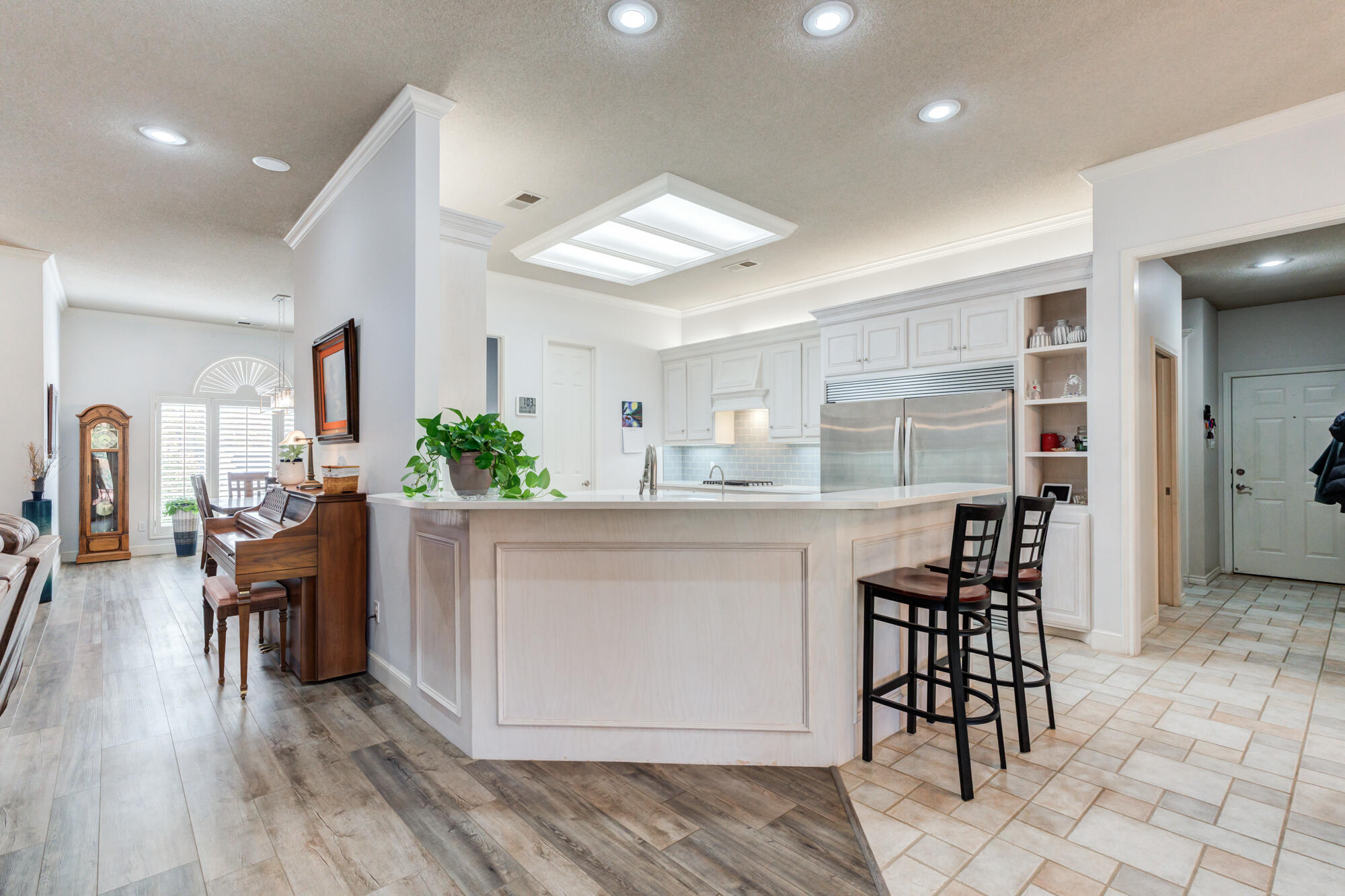 3522 156th Street Lubbock, TX 79423 - Photo 20 of 75 Breakfast/Serving Bar