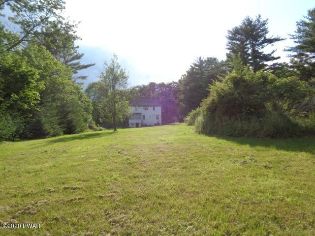 149 Rt 590 Greeley, PA 18425 - Photo 11 of 59