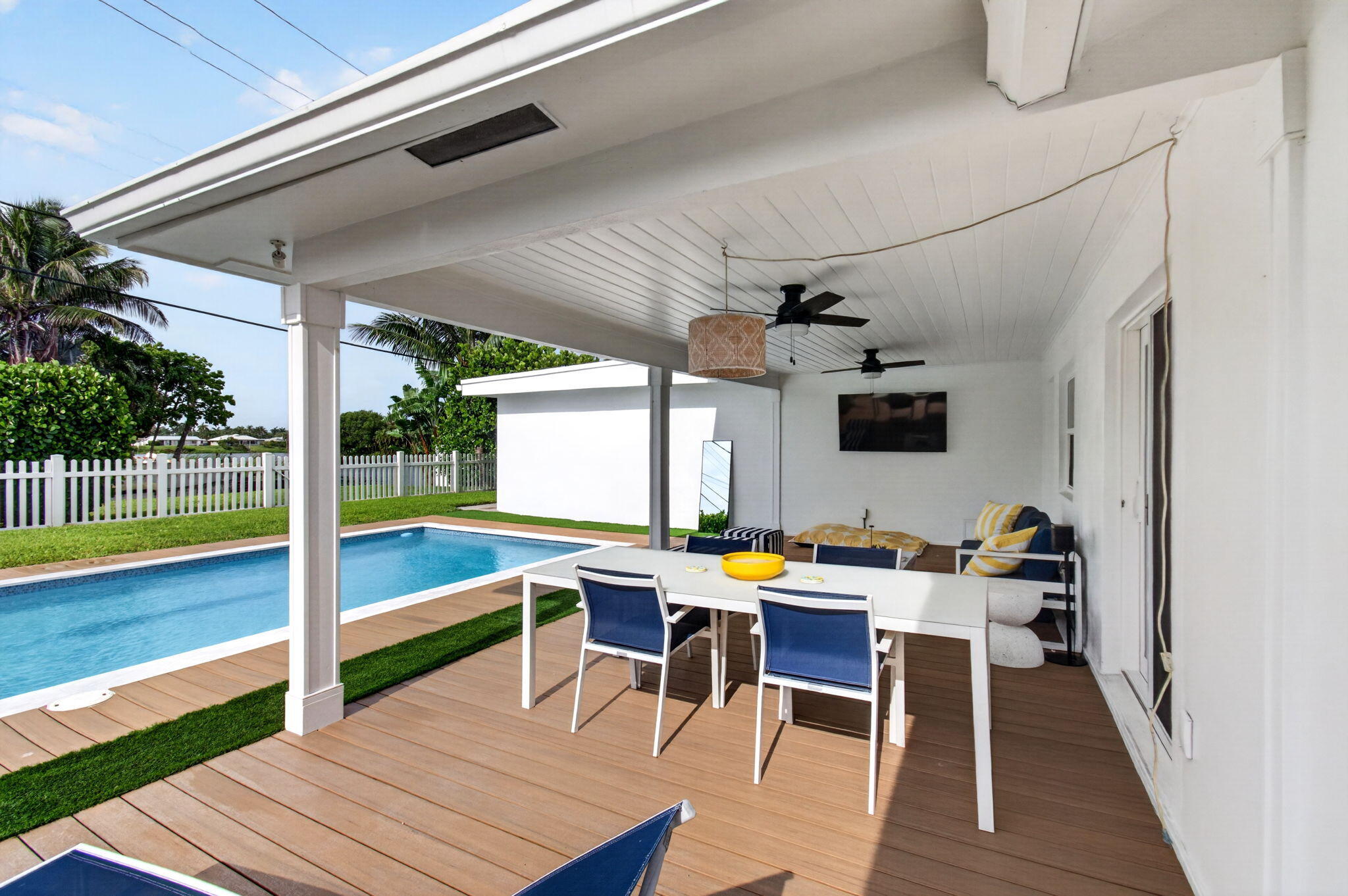 998 Southwest 7th Street Boca Raton, FL 33486 - Photo 68 of 82 68-web-or-mls-DSC_8570
