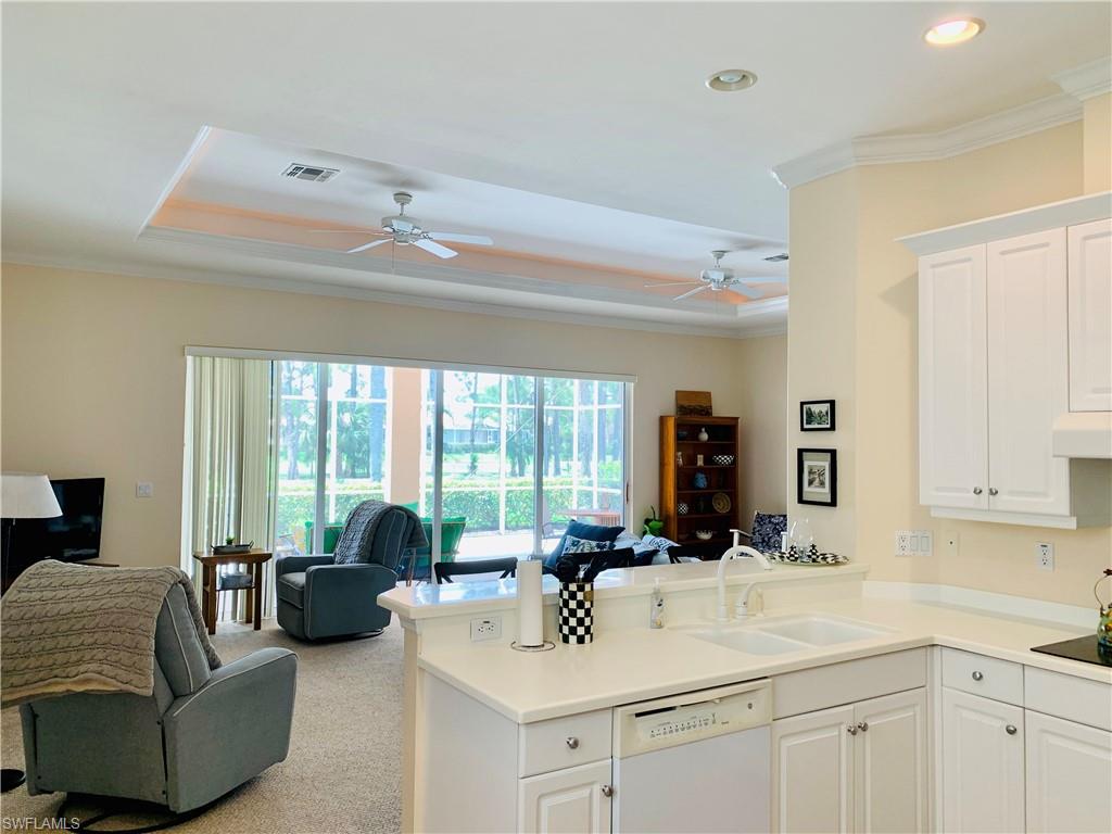 3910 Jasmine Lake Circle Naples, FL 34119 - Photo 7 of 32