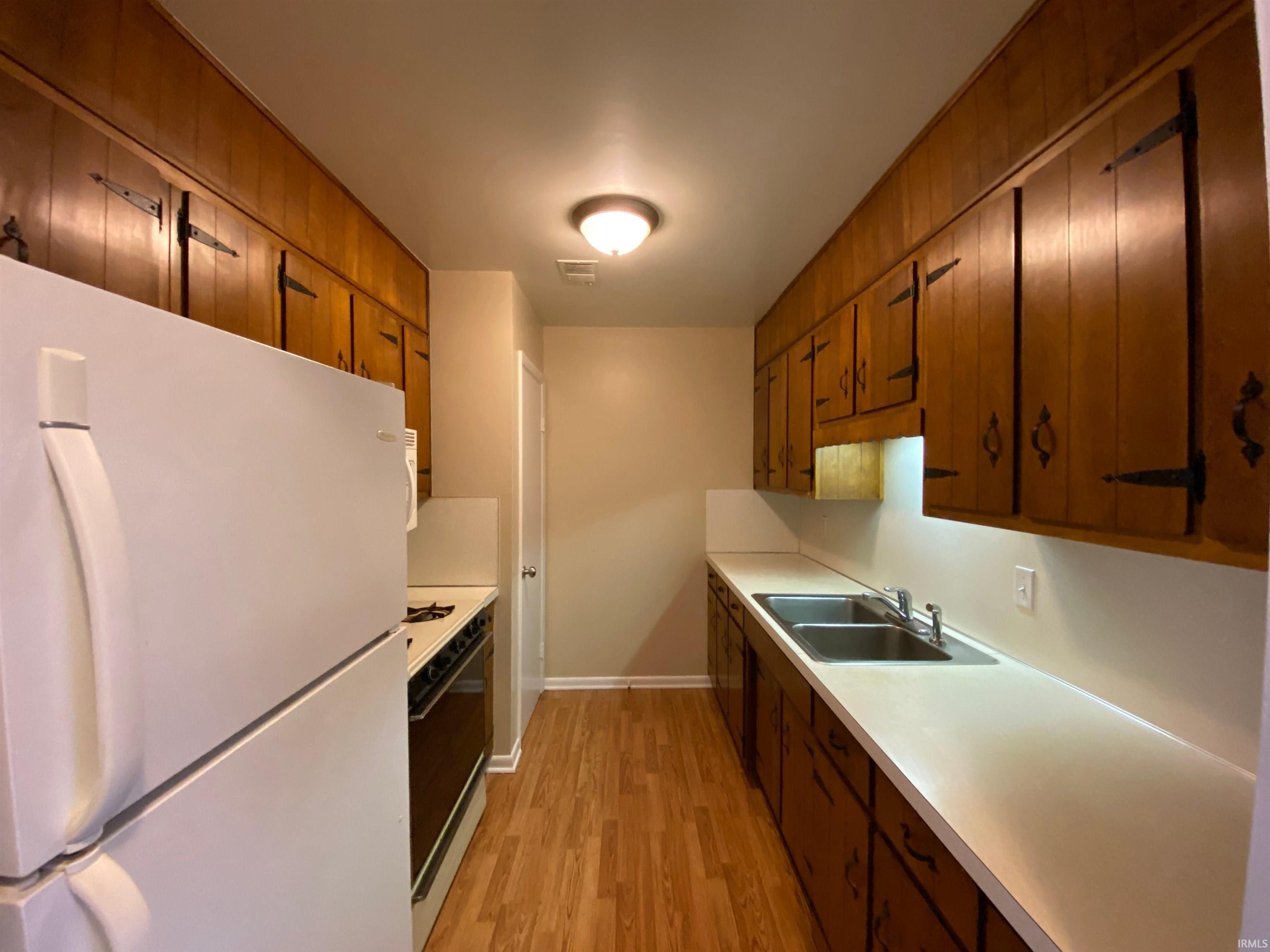 225 East Winslow Road, Unit 2 Bloomington, IN 47401 - Photo 6 of 8