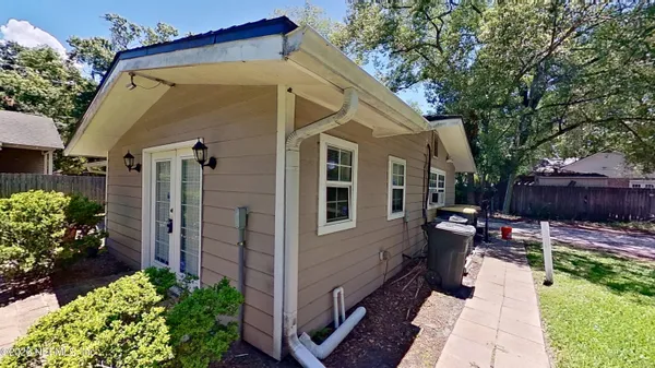$895 | 2908 Post Street, Unit 6, Jacksonville, FL 32205