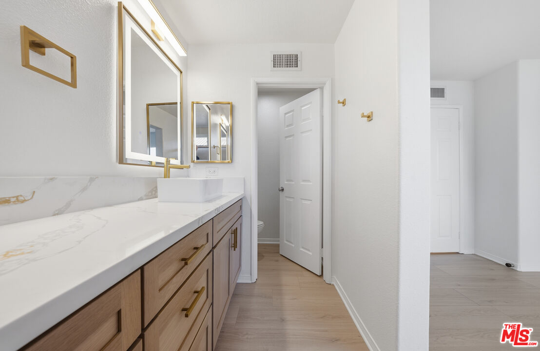 25715 Wagner Way, Unit B Stevenson Ranch, CA 91381 - Photo 22 of 27