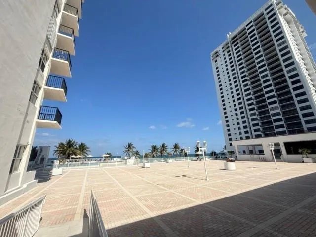$2,600 | 2101 South Ocean Drive, Unit 2502, Hollywood, FL 33019