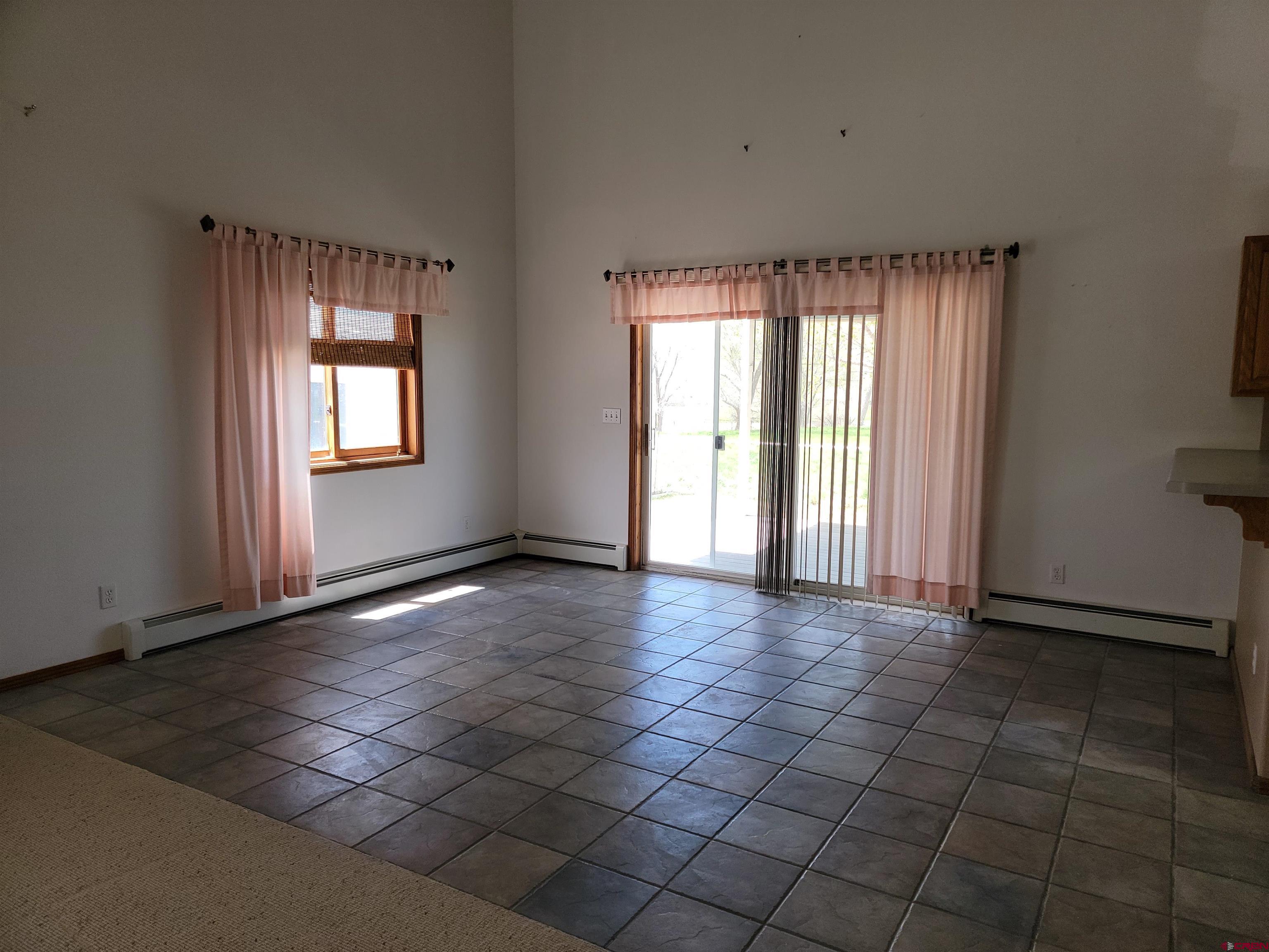 825 6600th Road Montrose, CO 81401 - Photo 4 of 24 Gallery Image 4
