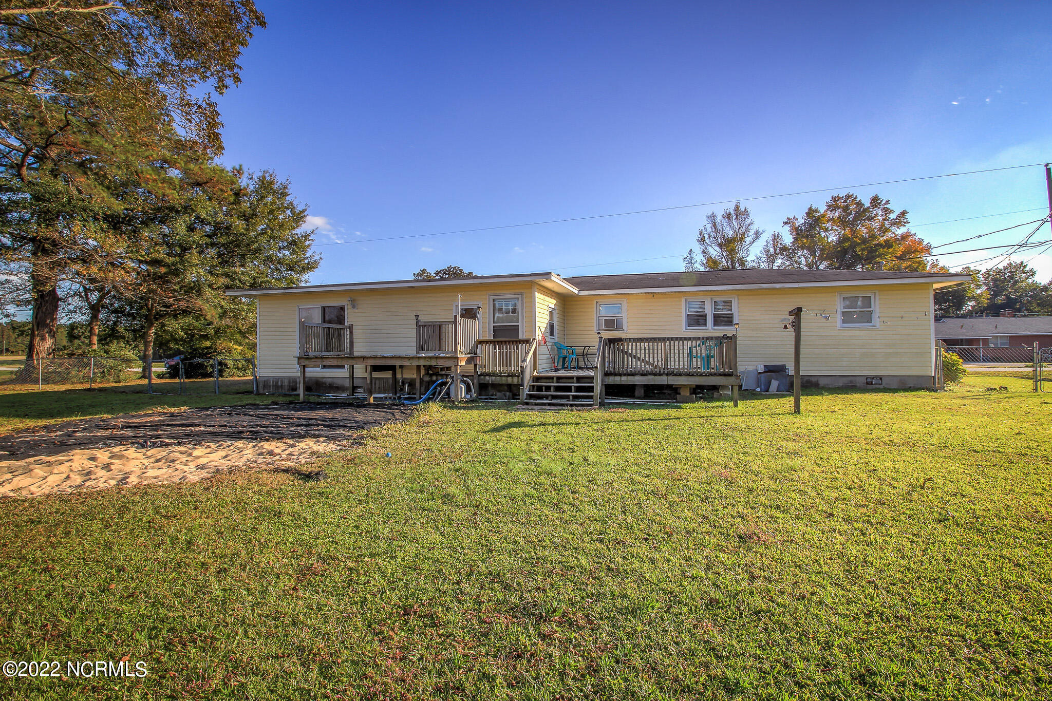 906 Nine Foot Road Newport, NC 28570 - Photo 24 of 27 Back of House